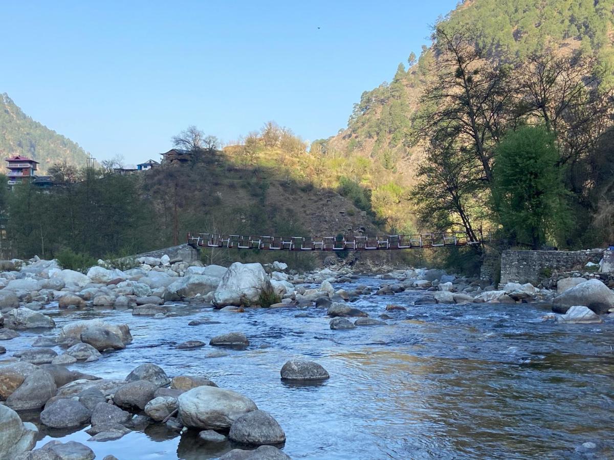 Shivadya Tirthan - Tirthan Valley Gushaini ภายนอก รูปภาพ