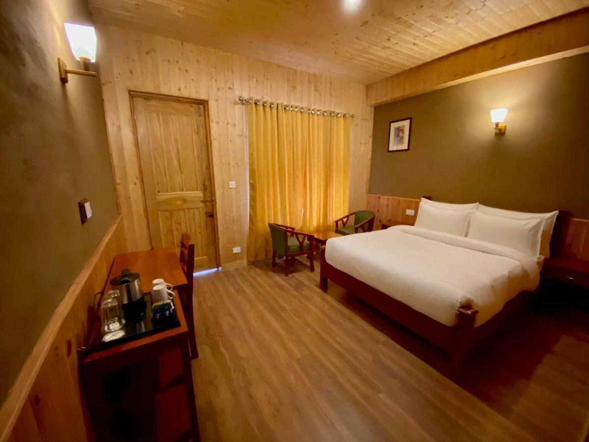Shivadya Tirthan - Tirthan Valley Gushaini ภายนอก รูปภาพ