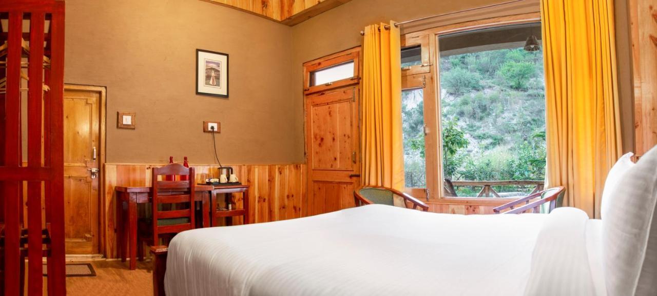 Shivadya Tirthan - Tirthan Valley Gushaini ภายนอก รูปภาพ
